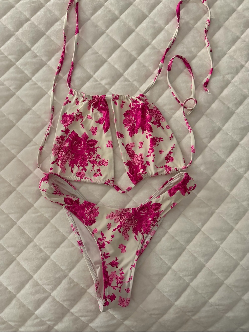 Frankie’s Bikinis size small